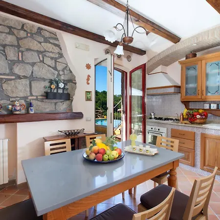 Tatil Evi I Giardini Di Sorrento