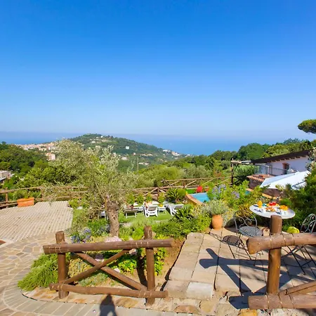 펜션 I Giardini Di 소렌토